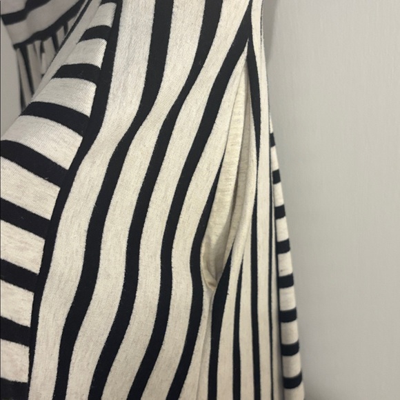 Anthropologie Black and White Sleeveless Dress - Picture 5 of 6